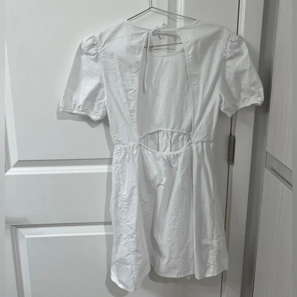Aritzia | Dresses | Aritzia White Dress With Back Open 2xs | Poshmark Aritzia | Dresses | Aritzia White Dress With Back Open 2xs | Poshmark